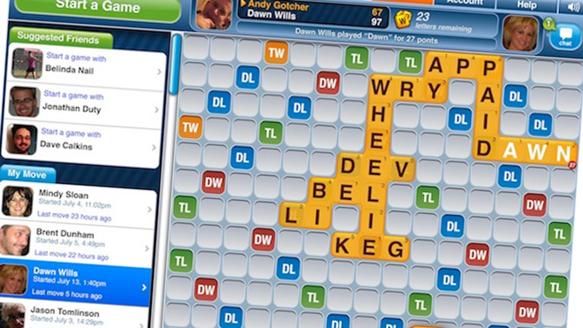 Alec Baldwin reportedly got kicked off a plane in 2011 for refusing to stop playing "Words With Friends" on his phone.