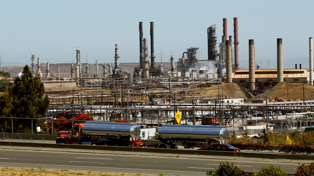 CA Chevron Refinery