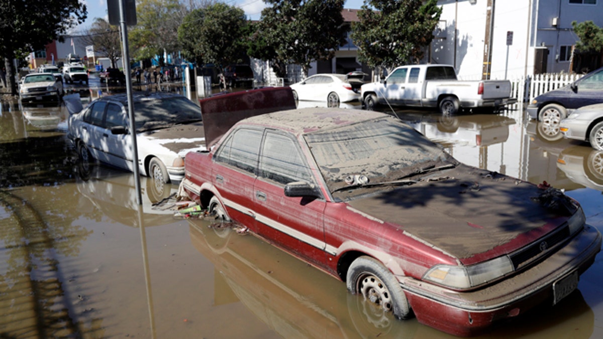 ca-flooding-car