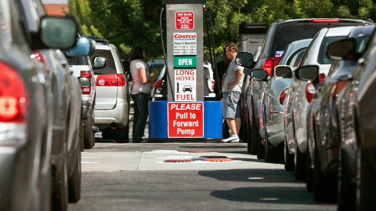APTOPIX California Gasoline Prices