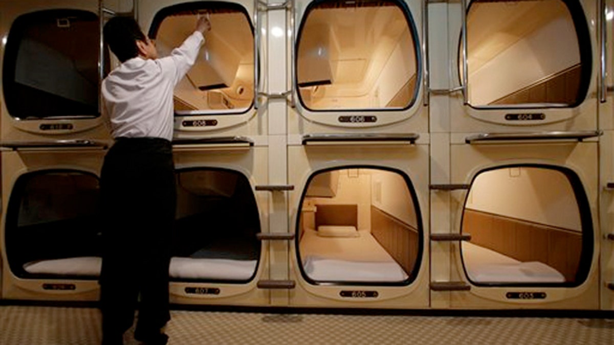 Capsule Hotels in Tokyo: How to Experience Them