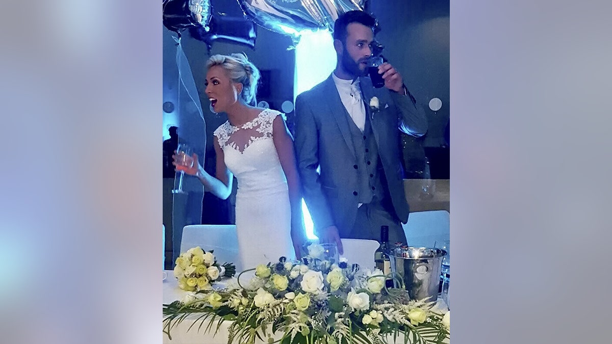 cda9702a-underwater wedding
