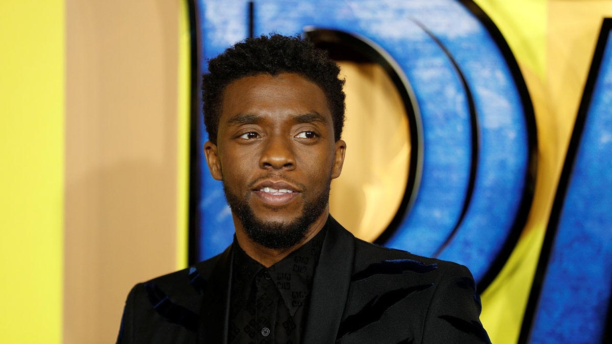 Actor Chadwick Boseman arrives at the premiere of the new Marvel superhero film 'Black Panther' in London, Britain February 8, 2018. REUTERS/Peter Nicholls - RC13C3720770