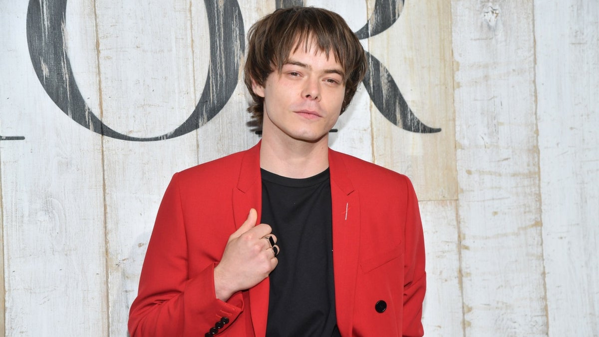 charlie heaton