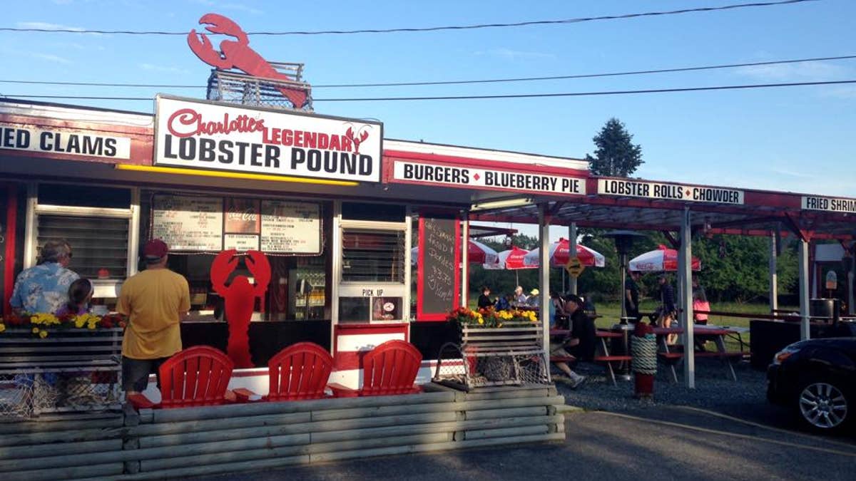 Charlotte's Legendary Lobster Pound, Facebook