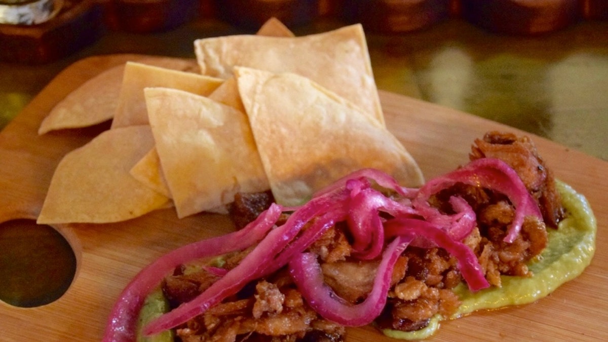 Chicharron in salsa verde