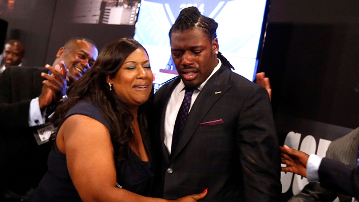 Top NFL draft picks share thoughts on moms ahead of Mother's Day