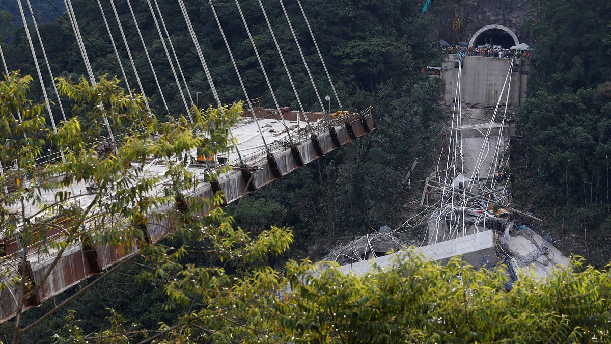 colombian bridge 2