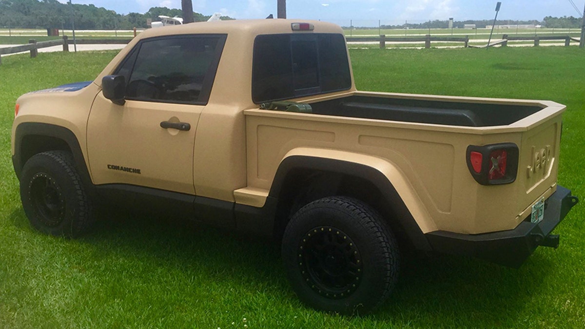 8b70551f-comanche boar customs