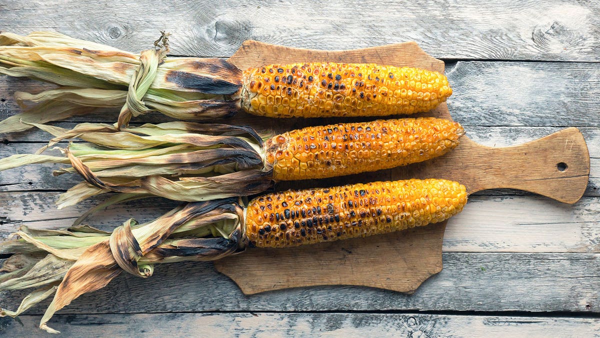 corn husk istock grill
