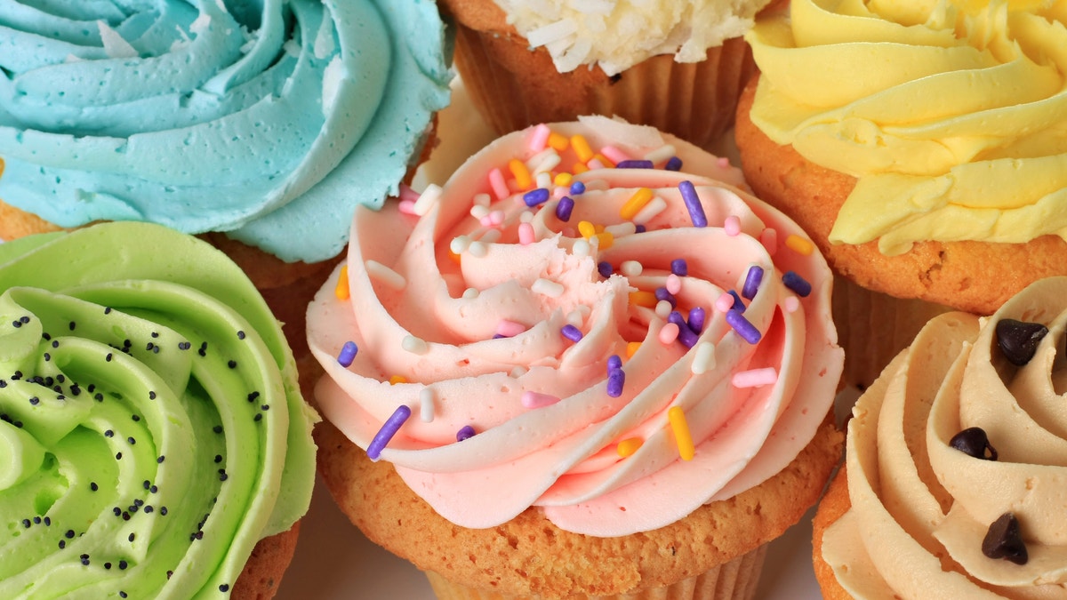 49308996-Birthday cupcakes
