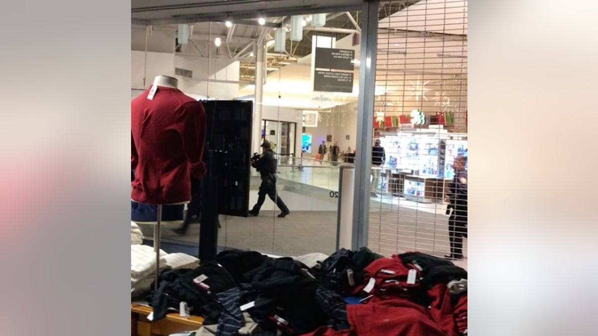 Fights at malls across US trigger arrests, evacuations | Fox News