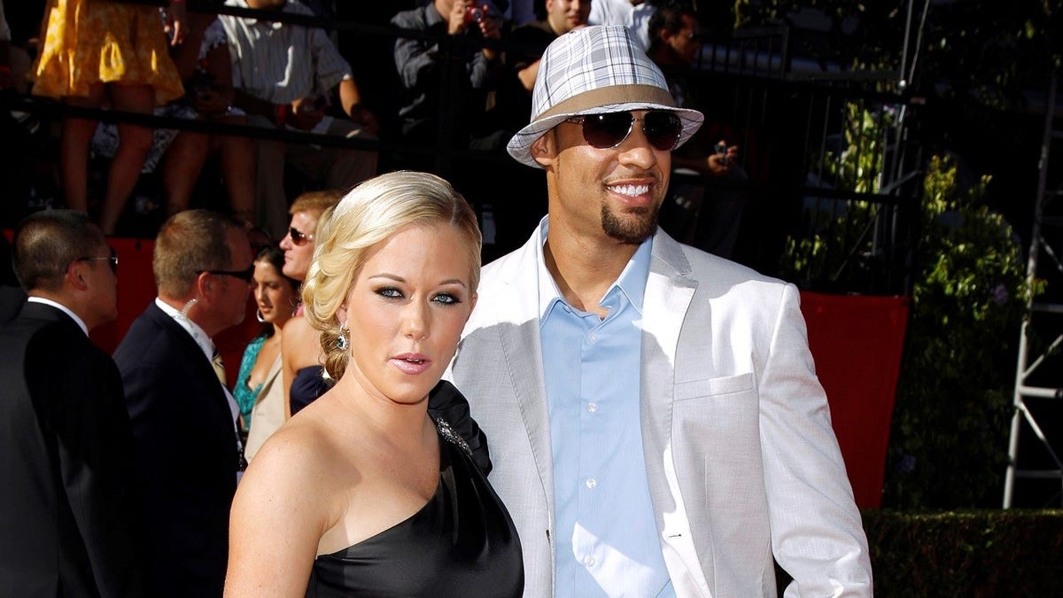 TV personality Kendra Wilkinson and Philadelphia Eagles NFL wide receiver Hank Baskett arrive at the 2010 ESPY Awards 