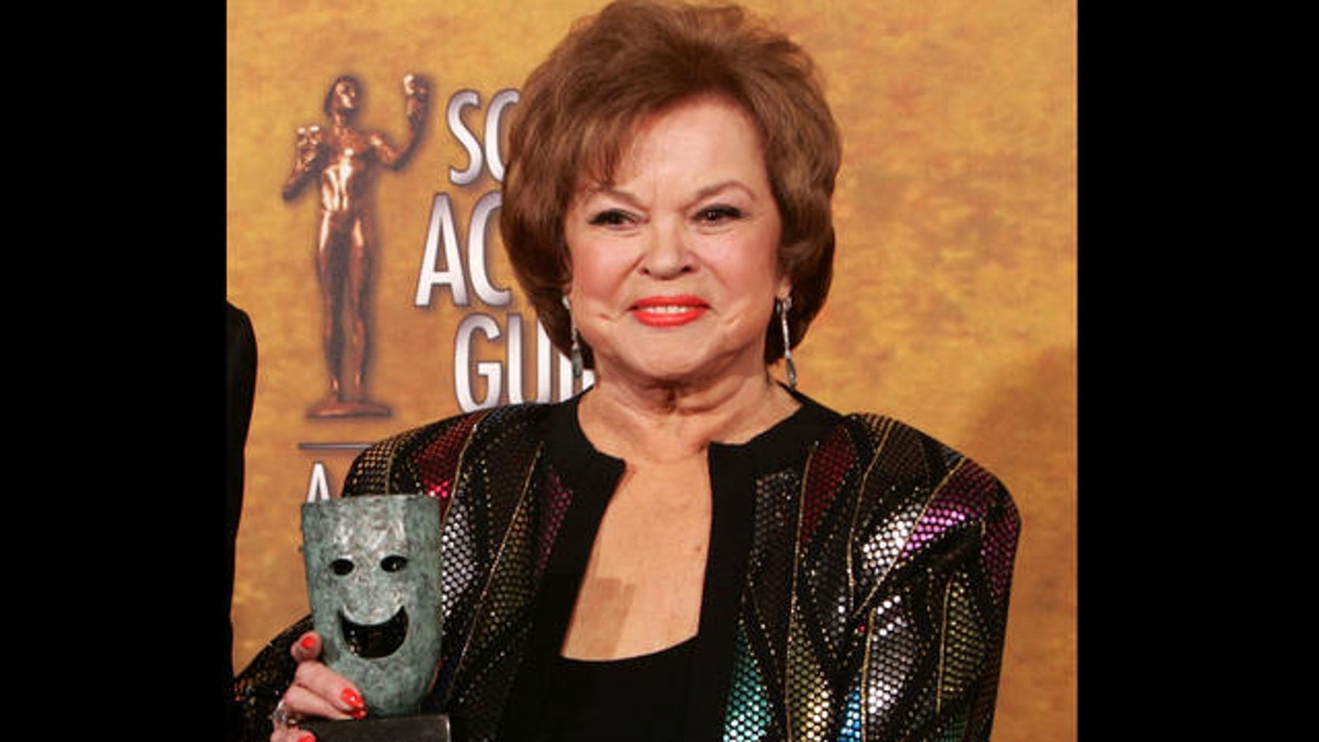 FILE: Jan. 29, 2006: Shirley Temple Black holds Screen Actors Guild Awards 42nd annual life achievement award, Los Angeles, California. 