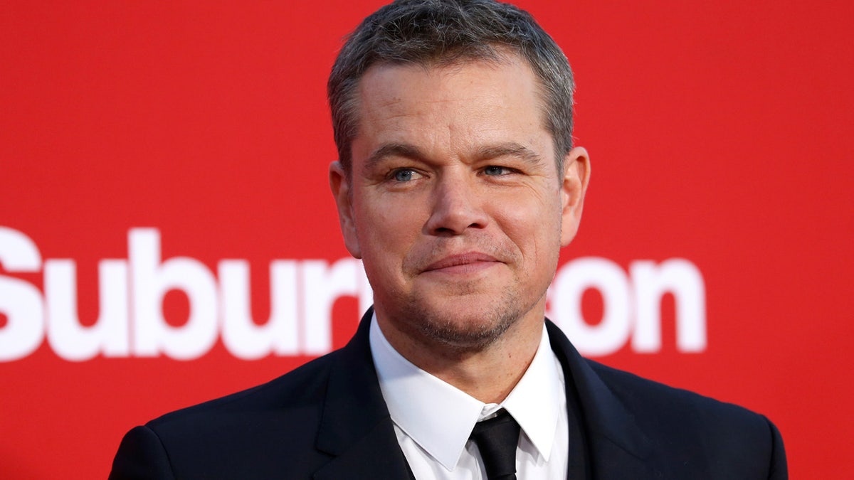 Cast member Matt Damon poses at the premiere for "Suburbicon" in Los Angeles, California, U.S., October 22, 2017. REUTERS/Mario Anzuoni - RC1D54E7E8D0