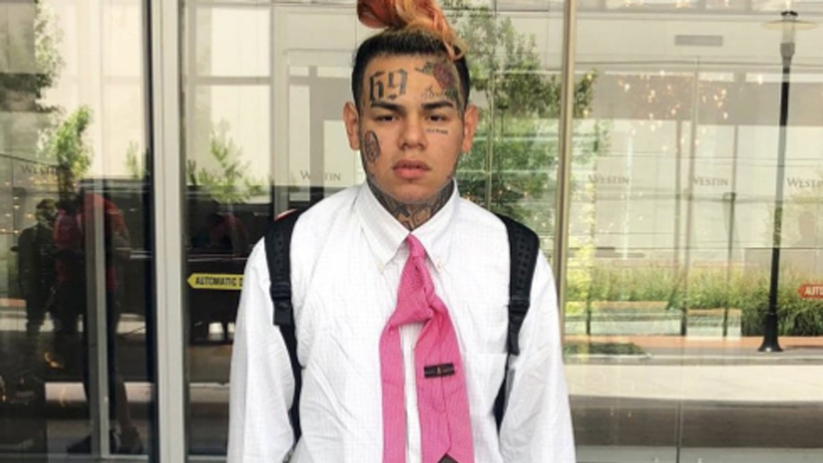 Tekashi 6ix9ine was hanging out at an infamous Queens strip club before he got held up this weekend, The New York Post reported.