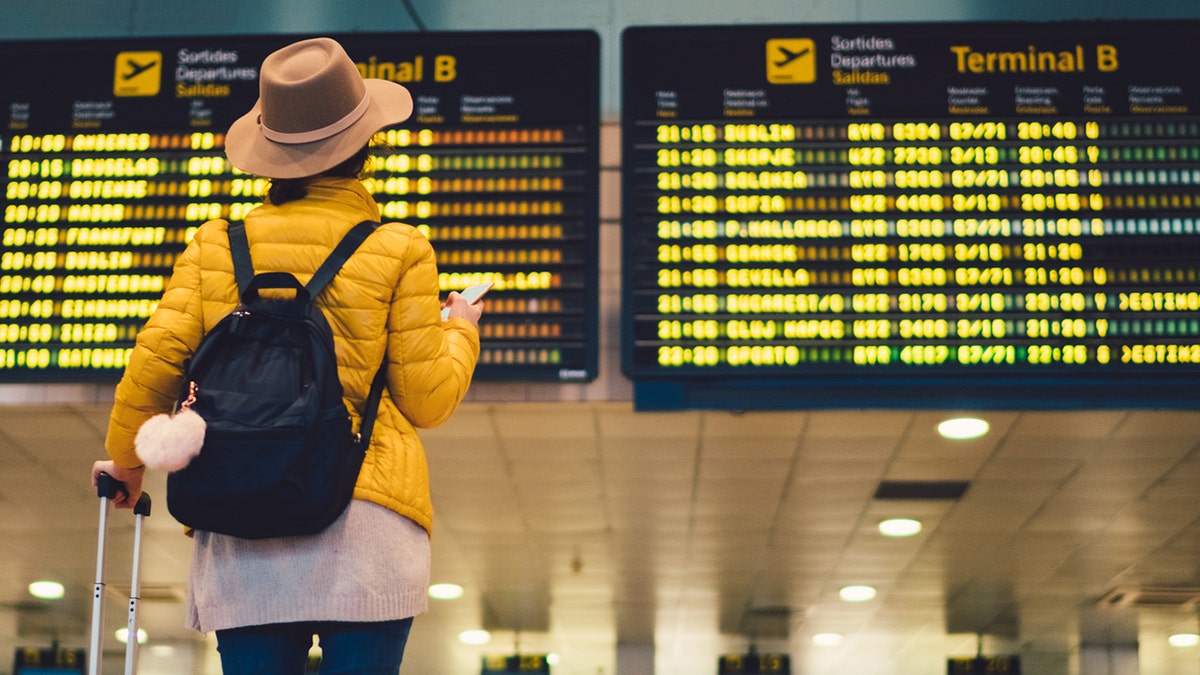 departures board istock