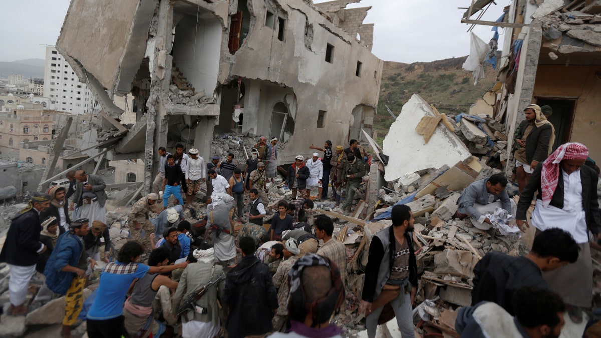 destroyed house yemen