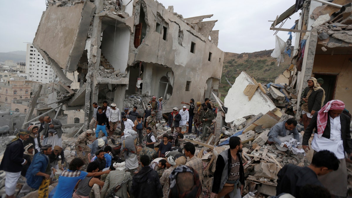 destroyed house yemen