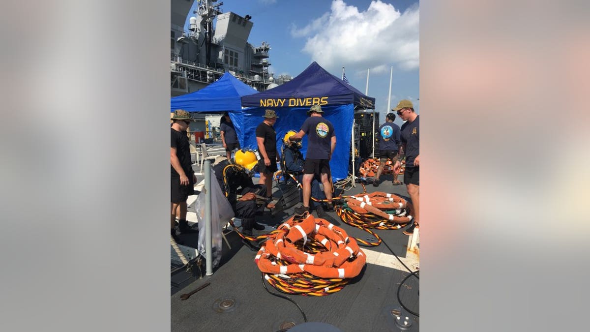 Navy rescue 7th fleet