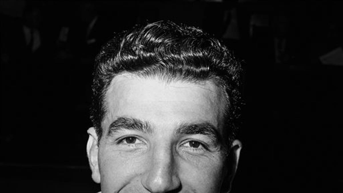 Obit Dolph Schayes Basketball