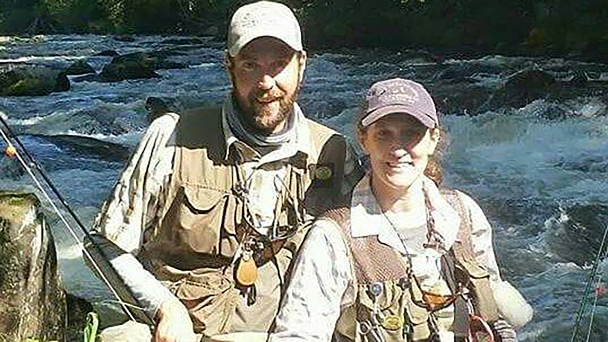 drowned couple fishing