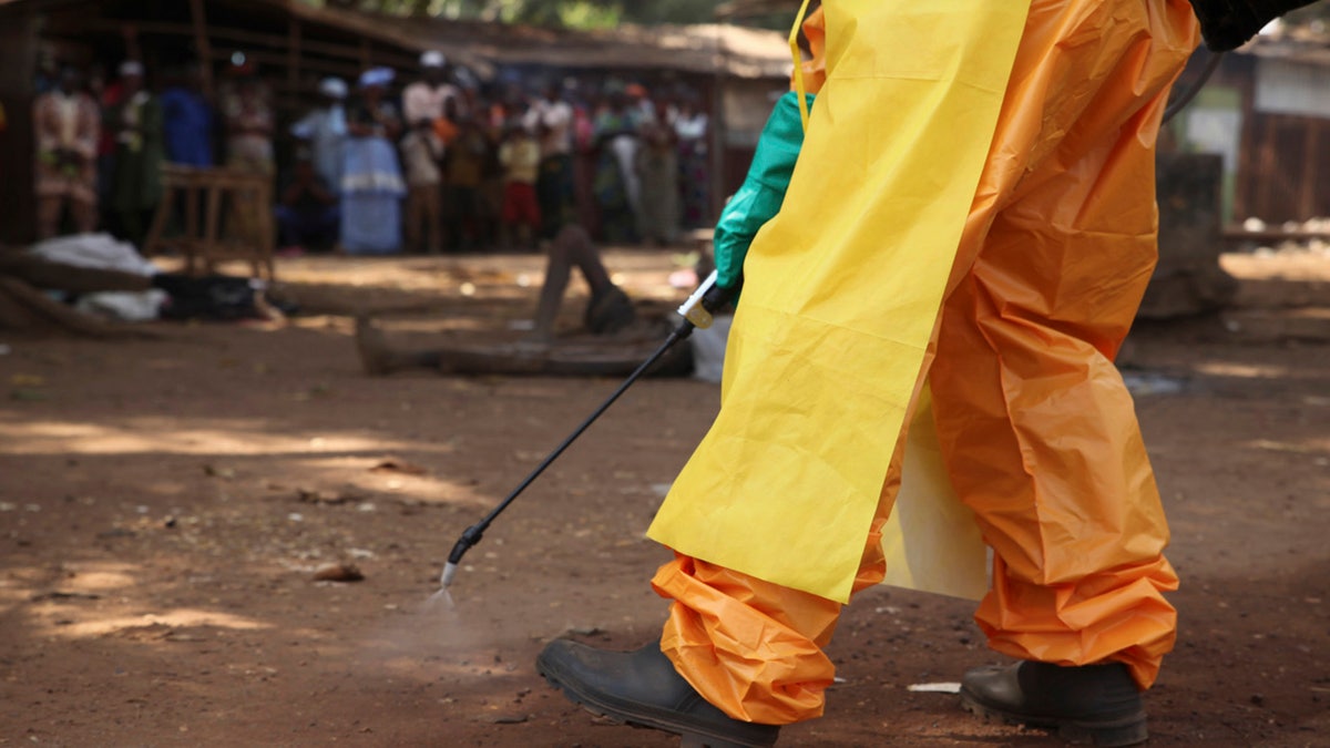 1c740237-HEALTH-EBOLA/GUINEA