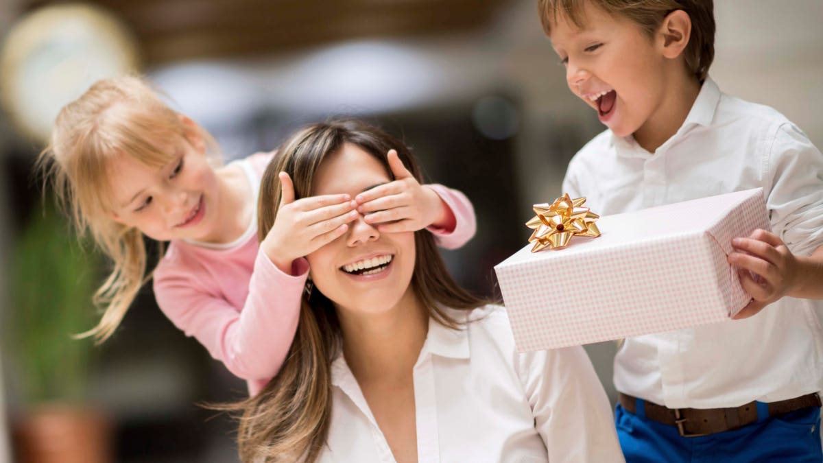 Kids surprising mom on mother's day