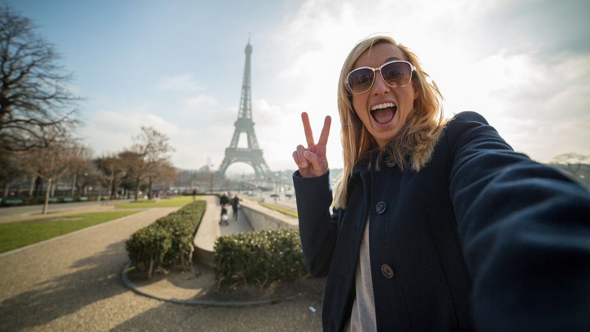 eiffel tower selfie istock