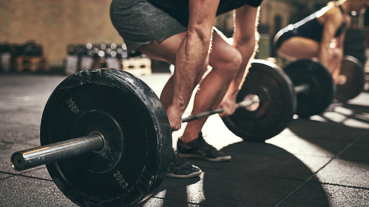 weights istock