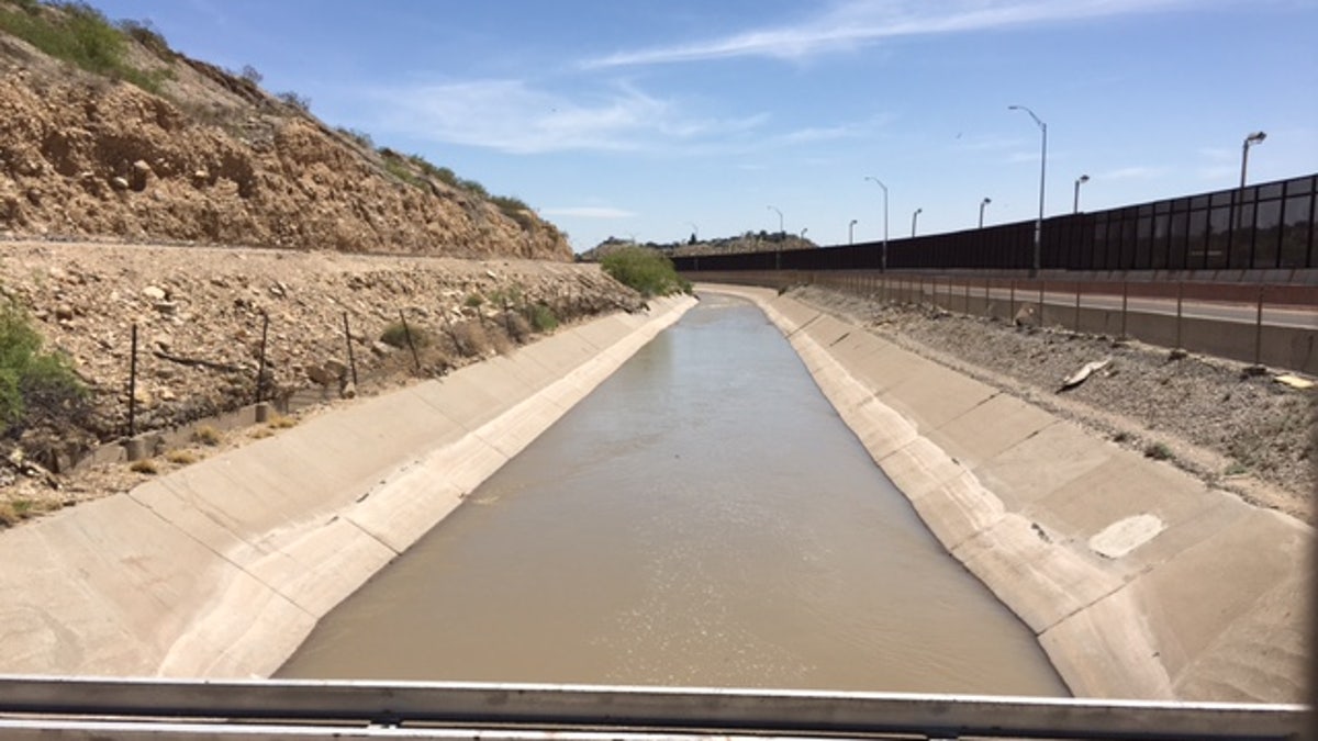 El Paso canal