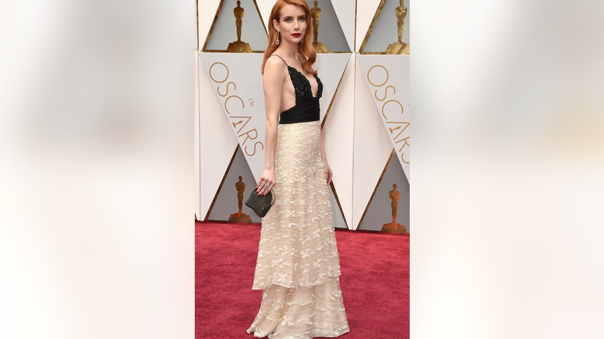 emma roberts oscars 2017