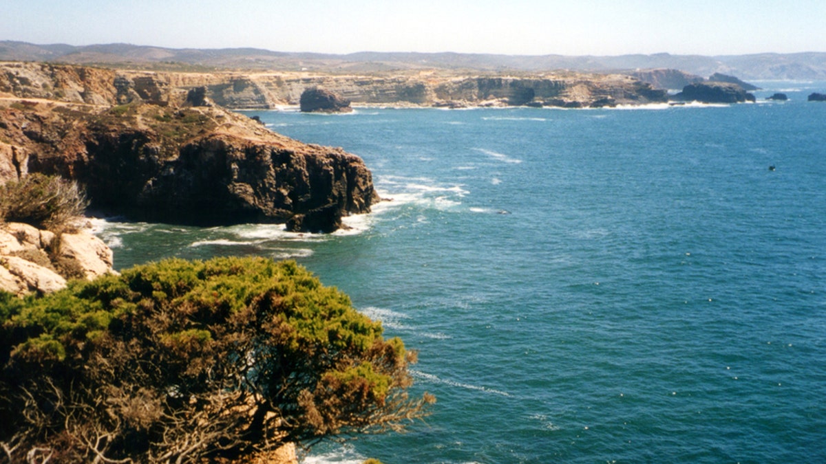 cabo cliff