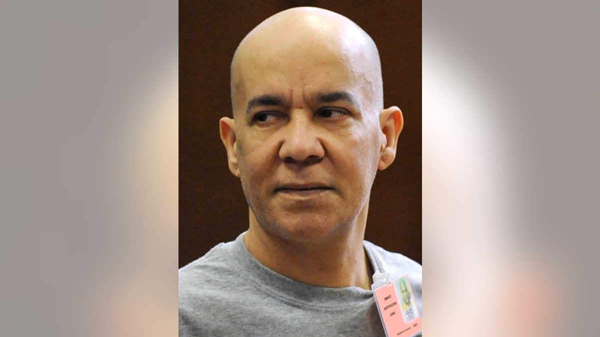 File- On November 15, 2012, a file image, Pedro Hernandez appears in the Manhattan Criminal Court in New York. The re -trial of a man accused of killing Eitan Pits, 6, will end in 1979. Prosecutors will summarize their case on Tuesday, January 31, 2017 after defense lawyers in Hernandez argued. Hernandez admitted to strangling the boy on the basement of a store. The first trial of his murder in a hanging jury ended. (AP Photo/Louis Lanzano, Pool, File)