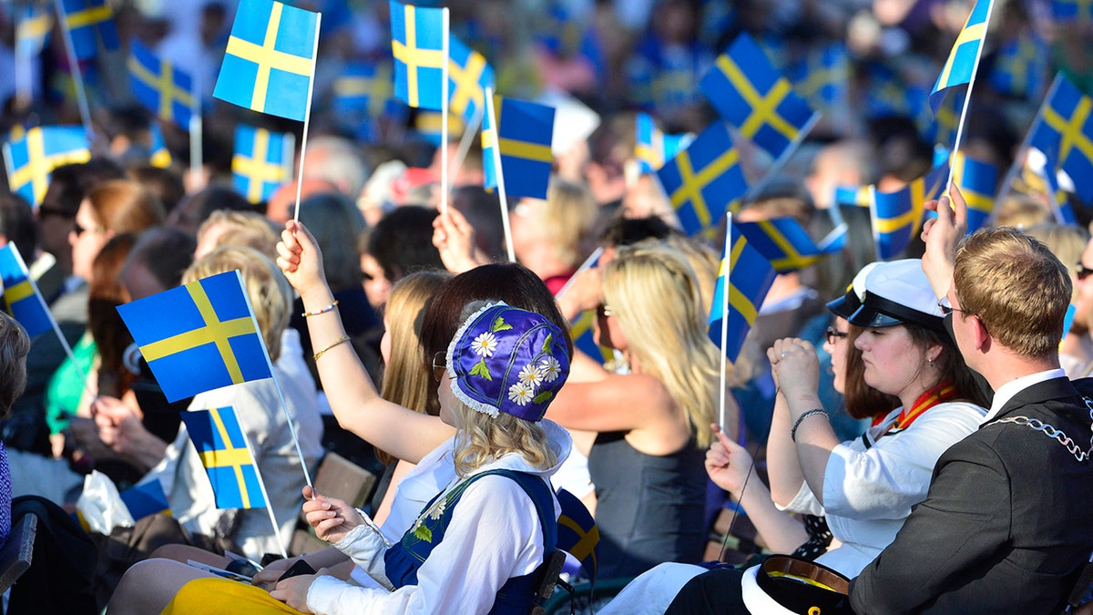 eur sweden flags