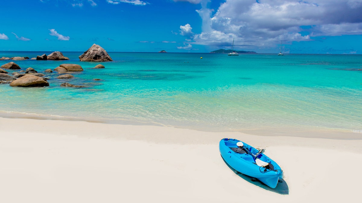 beach kayak