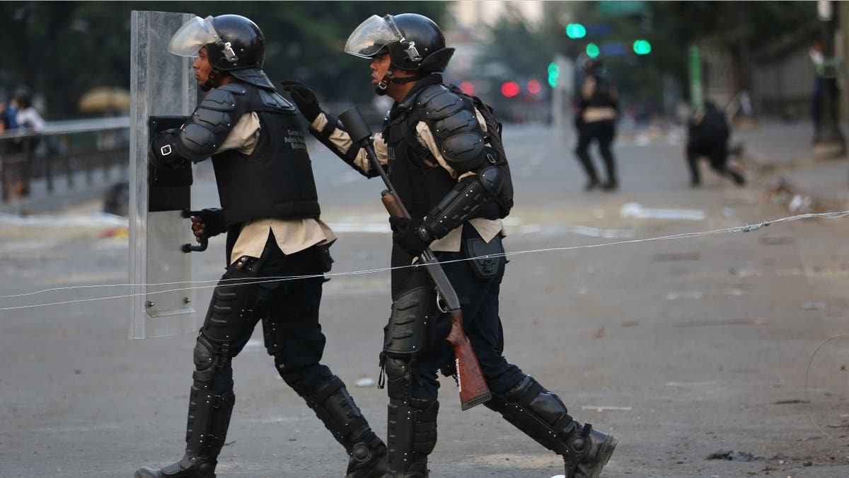 f6b1763b-475829255JM160_VENEZUELA_TE