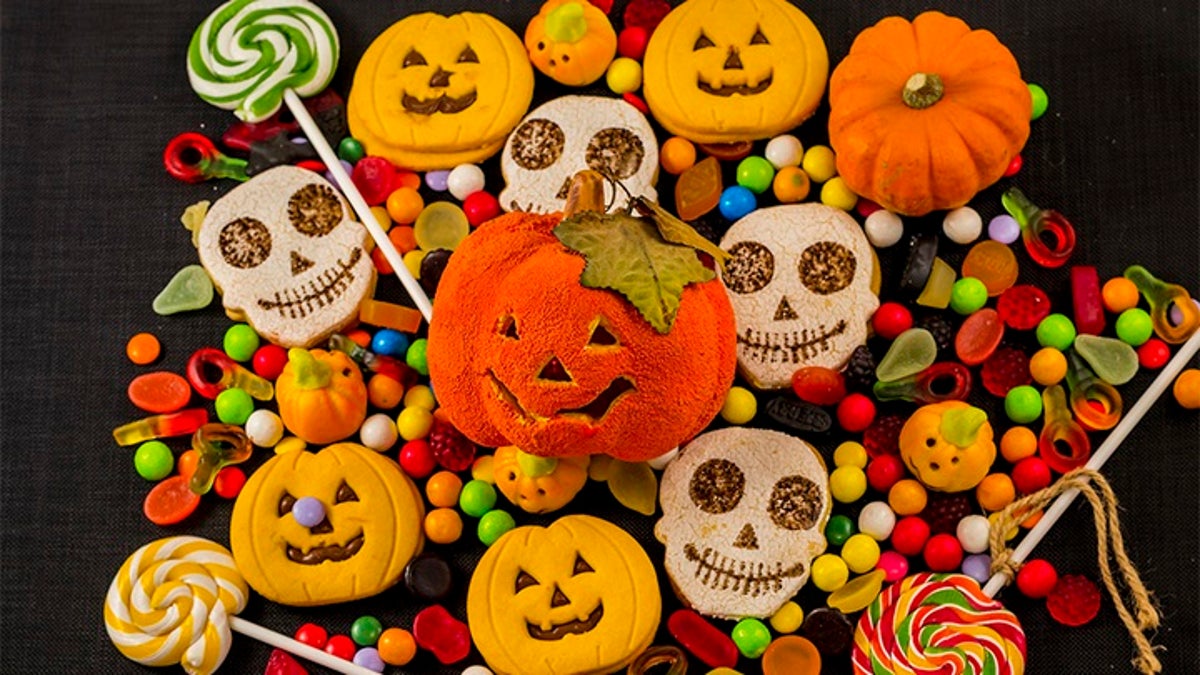 f81ff187-halloween candy