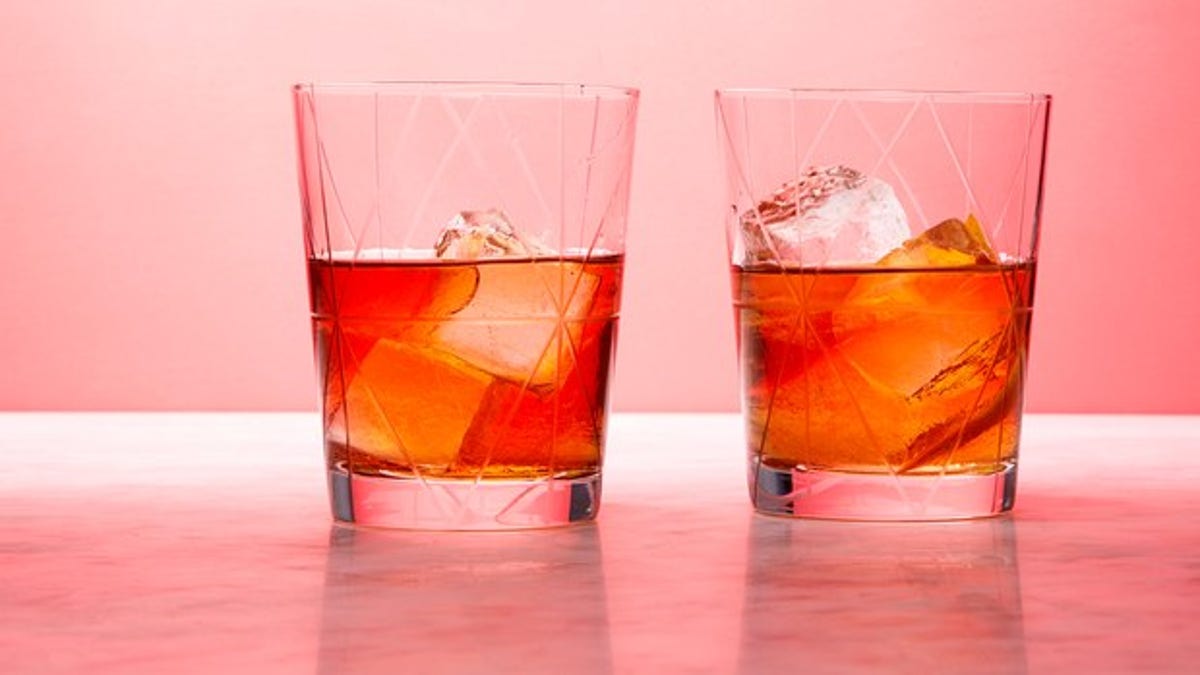Fancy ice cubes at home