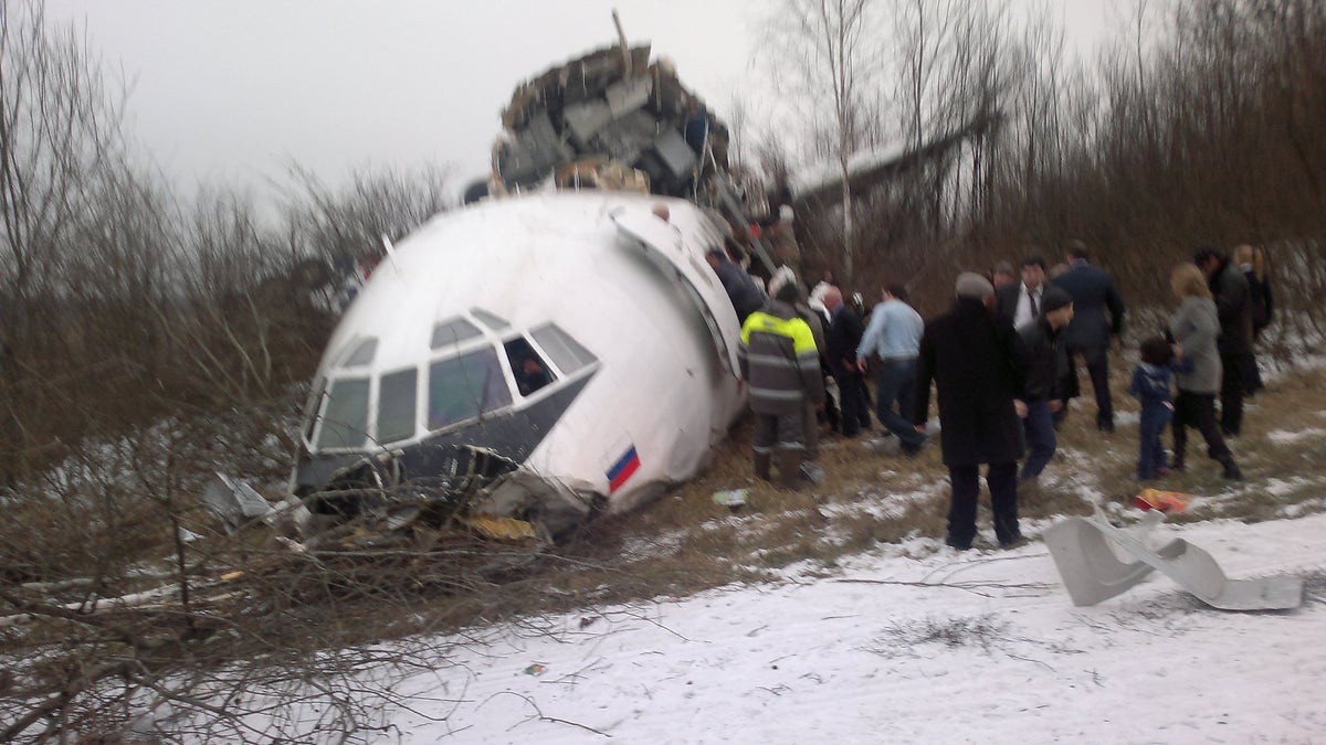 Dua tewas, 83 luka-luka setelah pesawat penumpang melakukan pendaratan darurat di Rusia