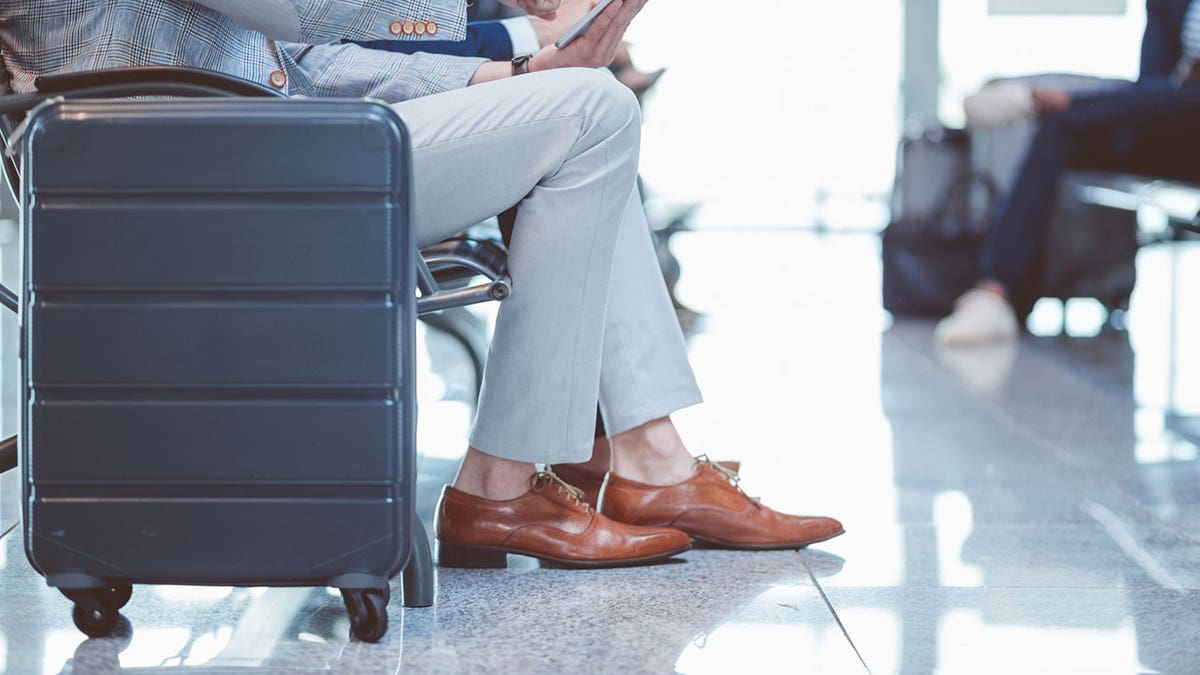 feet flight istock