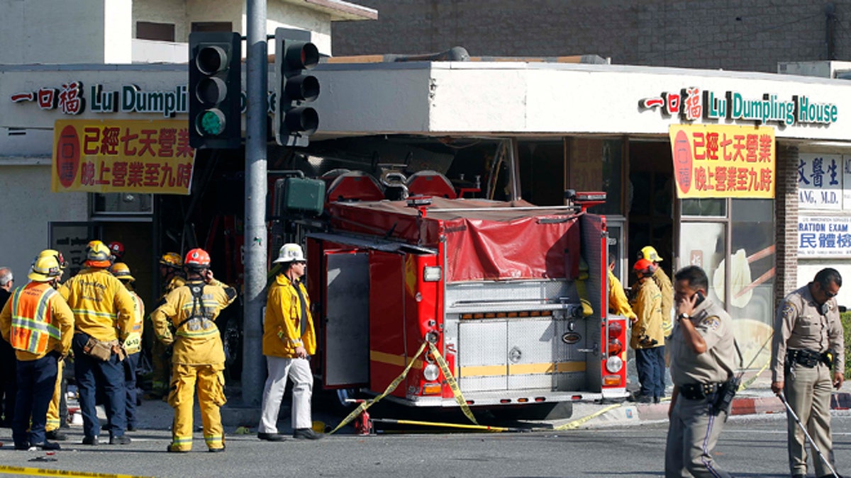 APTOPIX Fire Truck-Restaurant Crash
