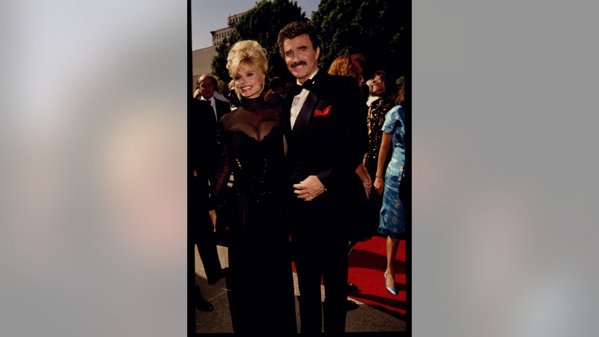 loni anderson burt reynolds 1992 - getty images