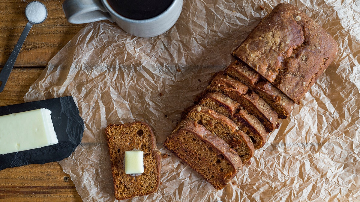 Gingerbread loaf cake