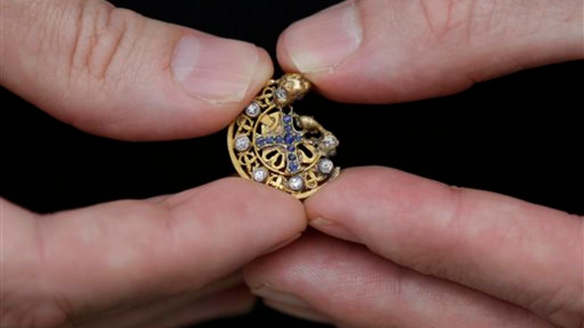 Python Hunt Mystery Jewelry