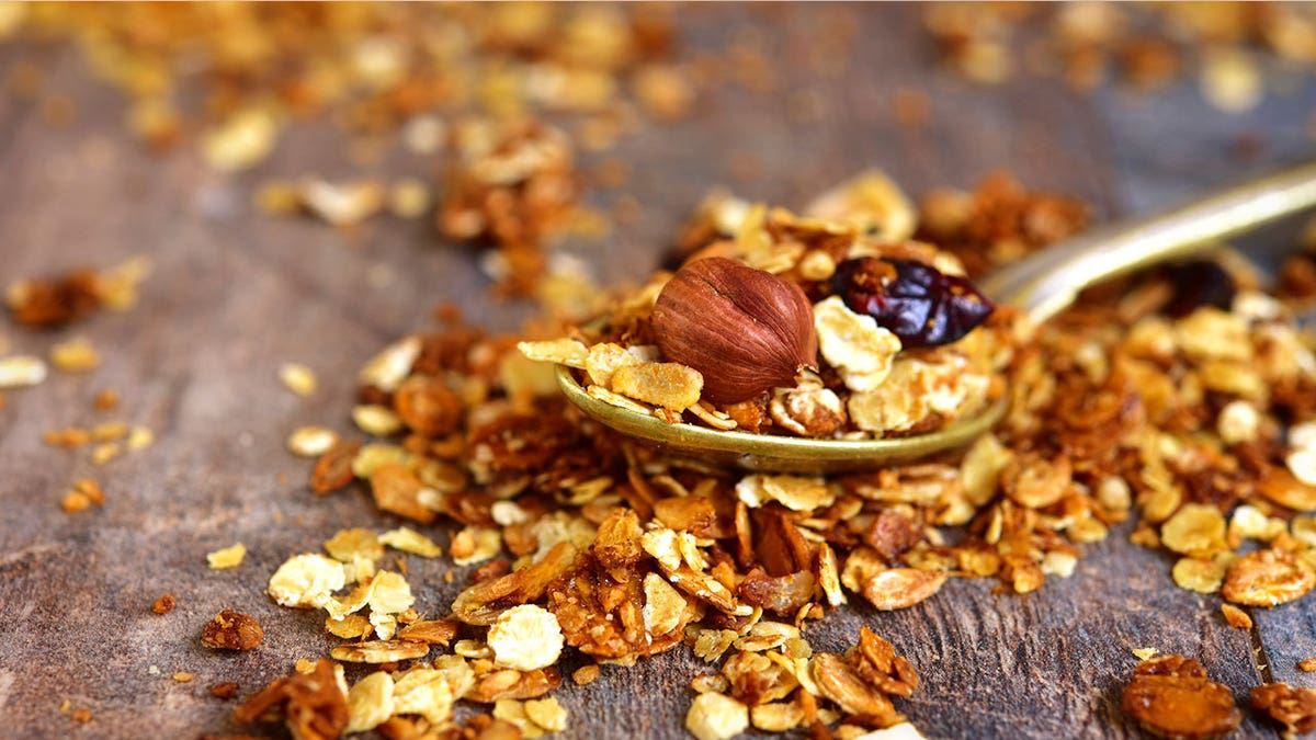granola istock
