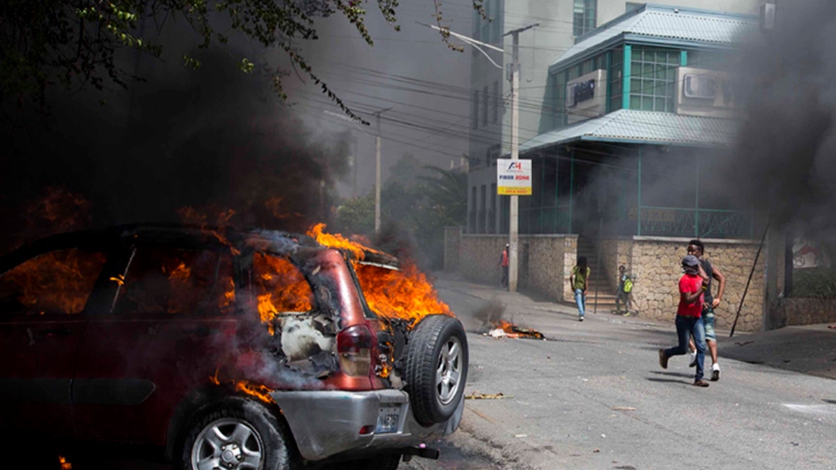 Haiti protest fire 1