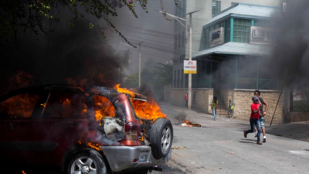 Haiti protest fire 1