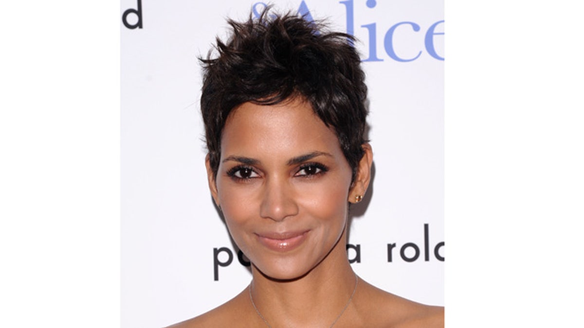 People Halle Berry