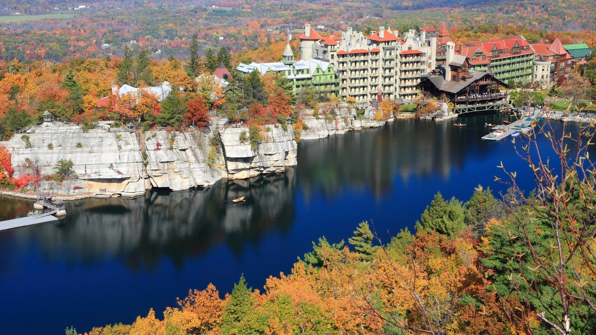 Blue Mohonk Lake